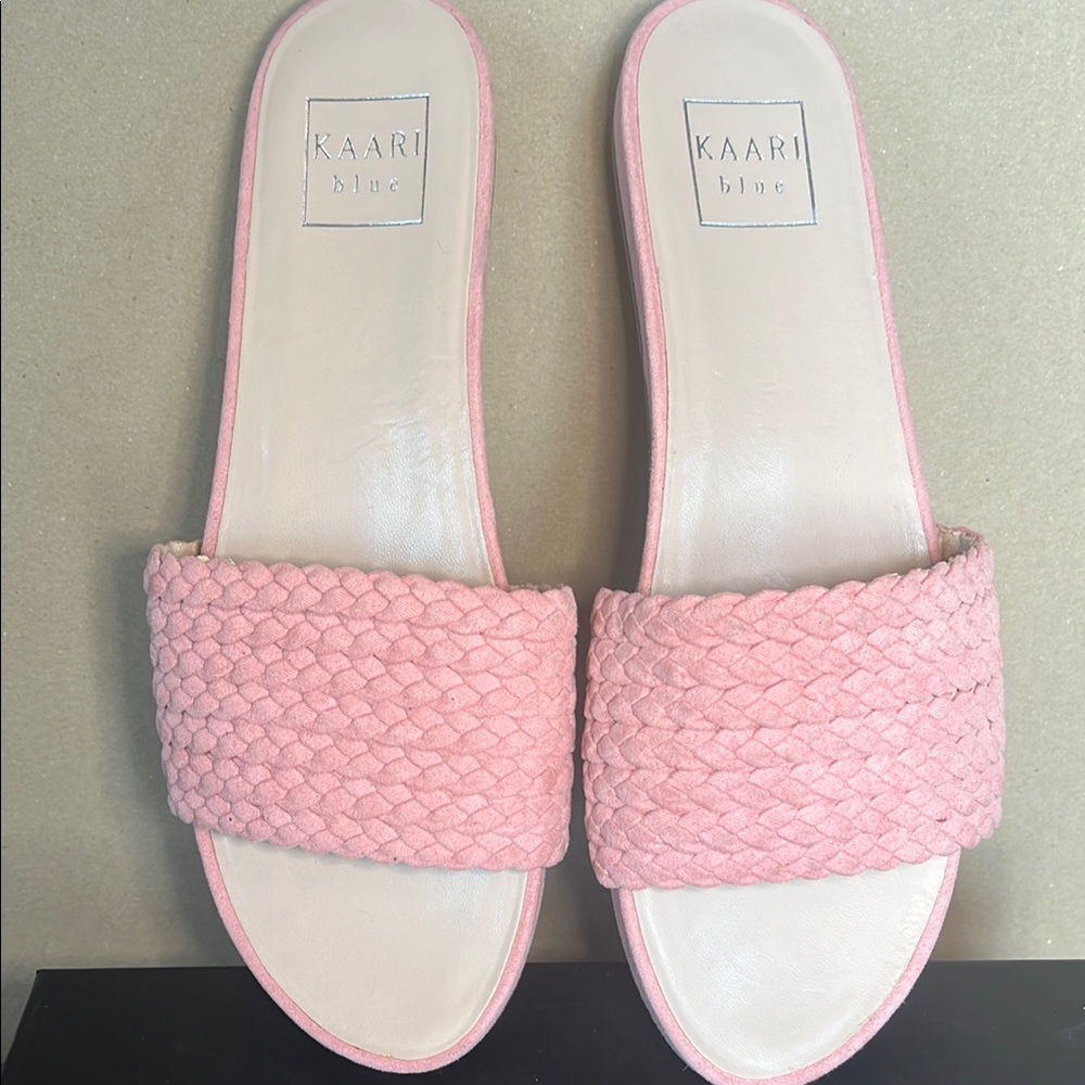 New Kaari Blue Pink Women's Slide Sandals